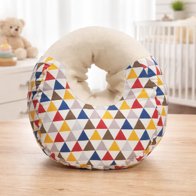 Coussin-a-bras-dallaitement-triangle